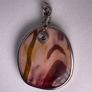 Pink burgundy with touch of yellow stone pendant